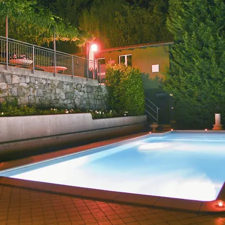 Meina Lodge Βίλα Meina